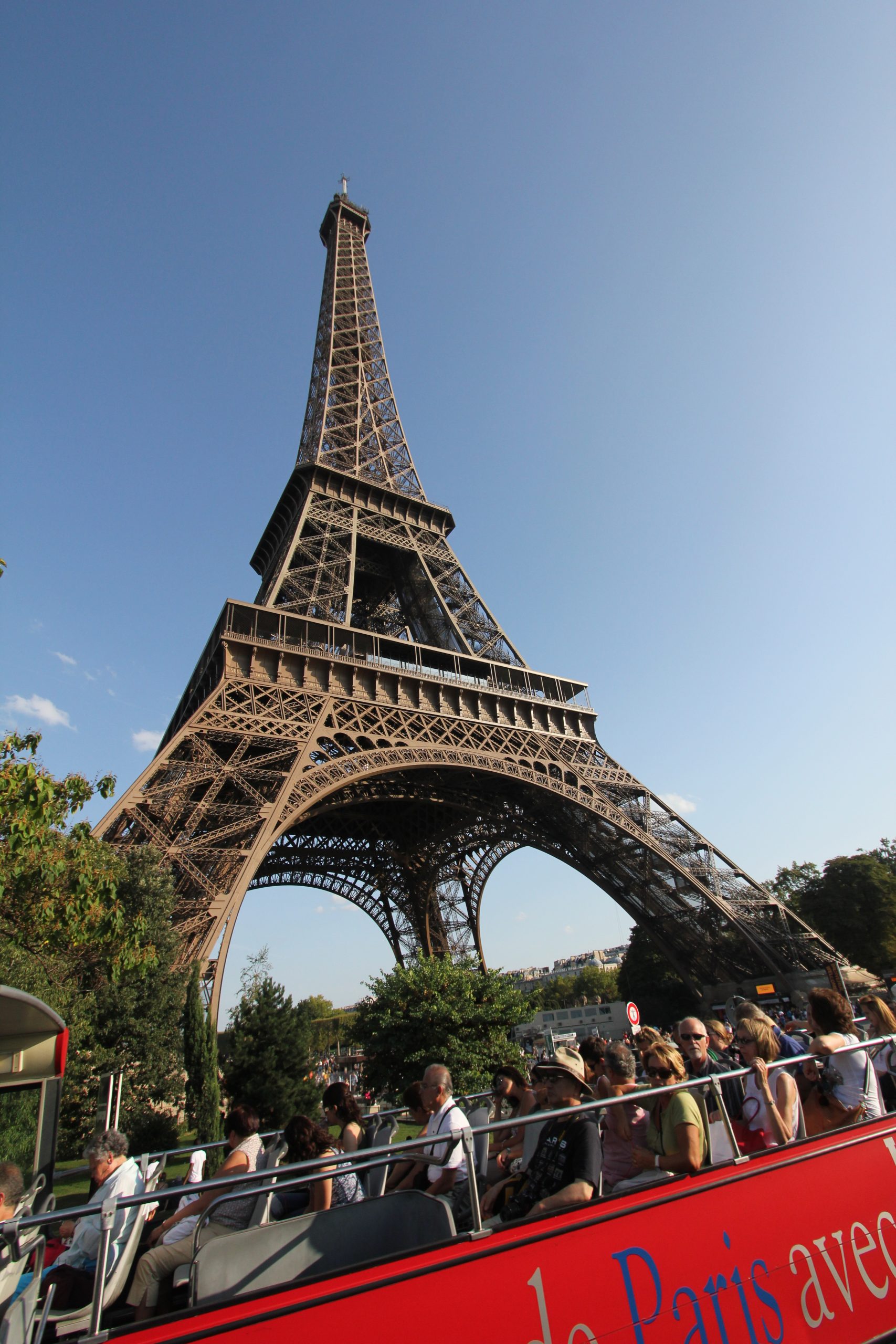 Travel Market: Eiffel Tower, Paris